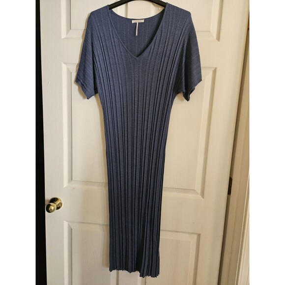 Stitchdrop Dresses & Skirts - Stitchdrop Women Sweater Dress Size M Knit Short Sleeve Bodycon Teal Vneck Blue